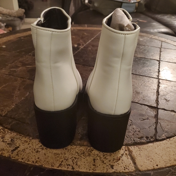 New York & Company Women's Alex Square Toe Bootie SZ 9 NWT - Picture 5 of 6